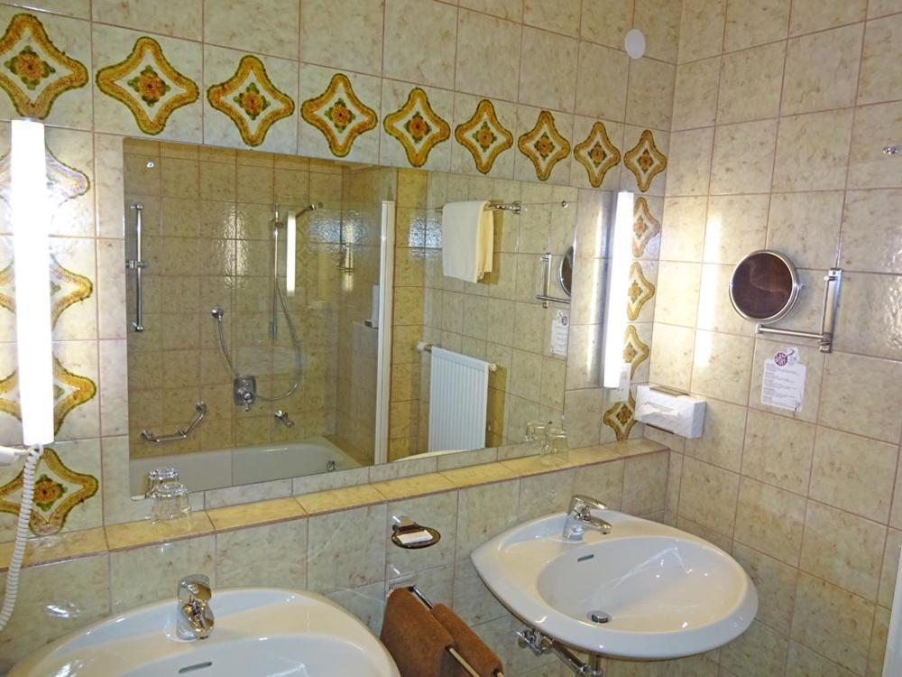Hotel Schlair Kremsmünster Buitenkant foto